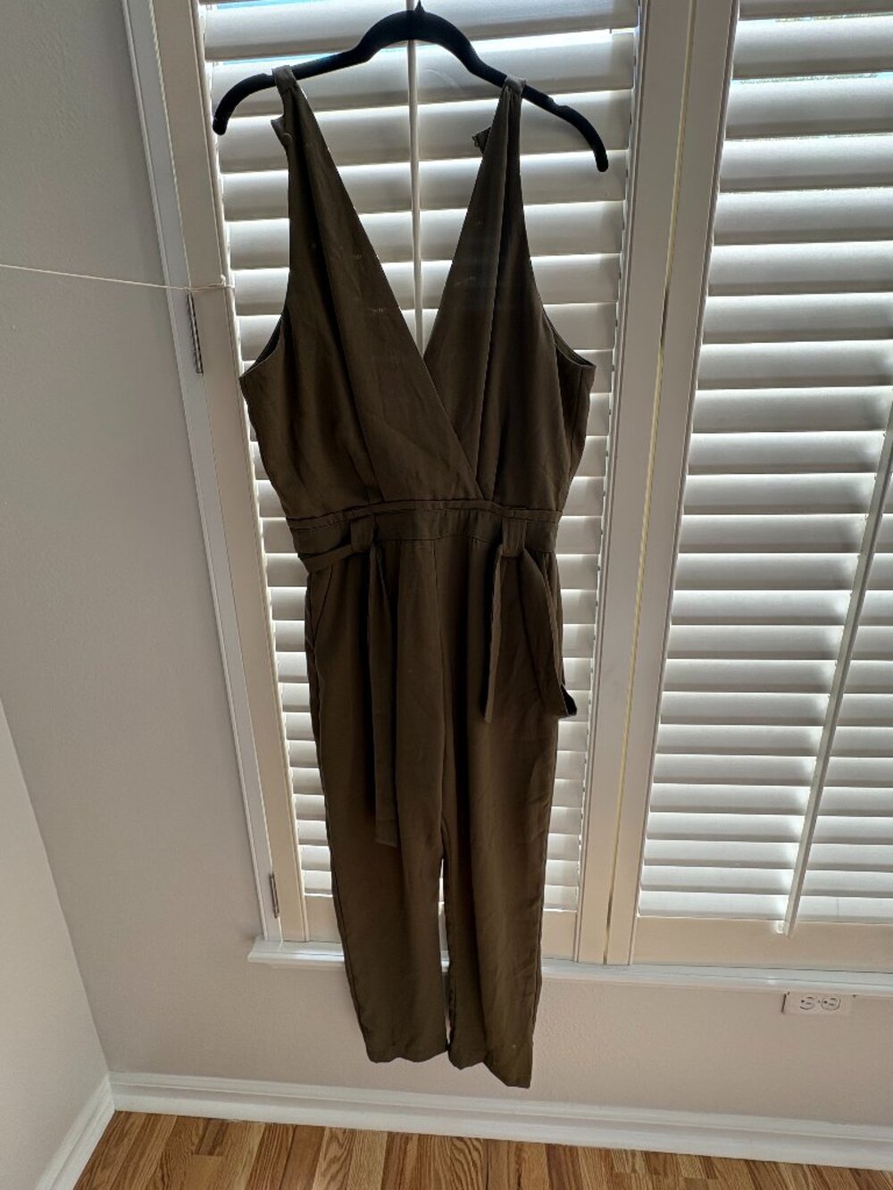 Lulus In the City Olive Green Surplice Jumpsuit Size S NWT